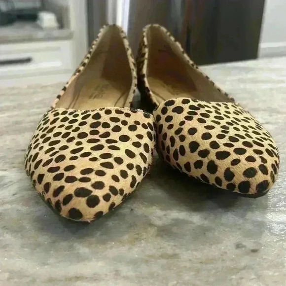 Michael by Michael Shannon cheetah print pointed toe flats Size 10M. - Picture 3 of 8